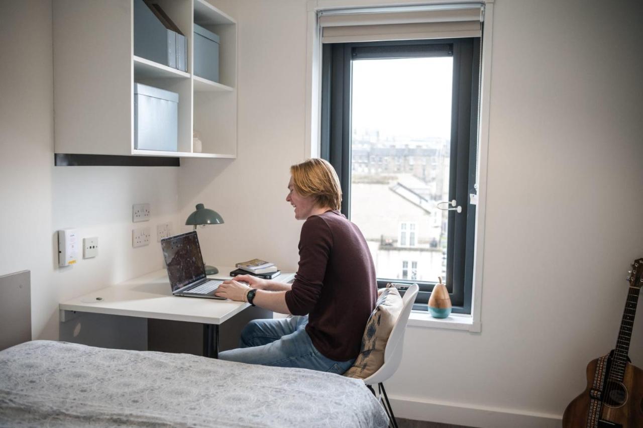 Bright Studios And Ensuite Bedrooms At Mcdonald Road In Edinburgh Edimburgo Exterior foto